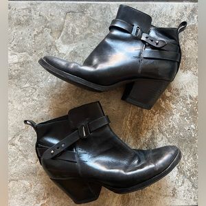 Rag & bone leather ankle boot size 10